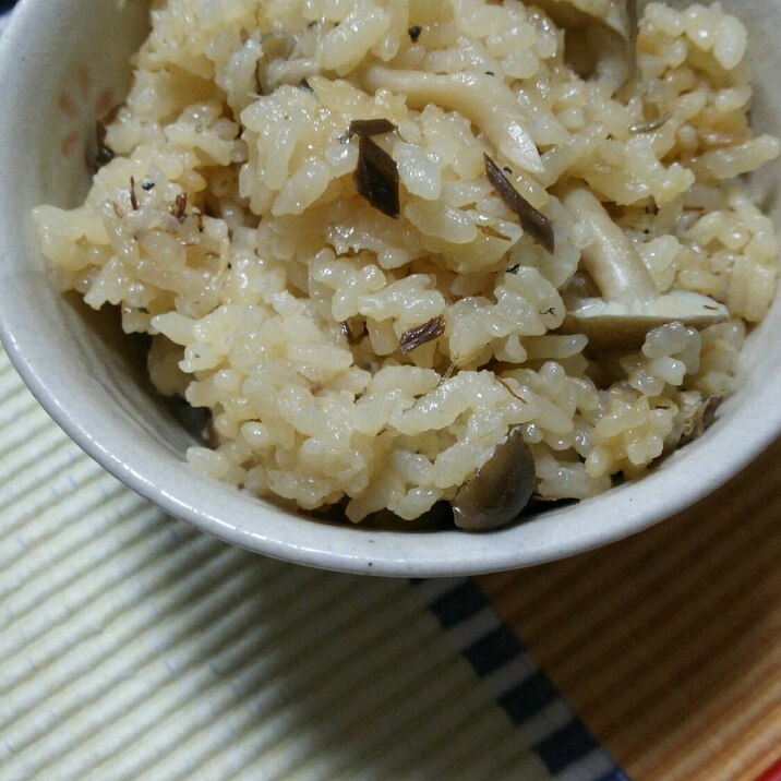 サバ缶の炊き込みご飯